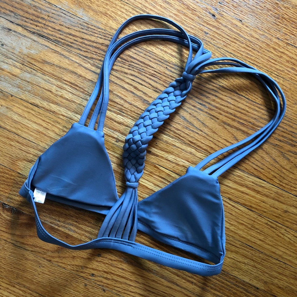 Grey Bikini - Picture 2 of 3